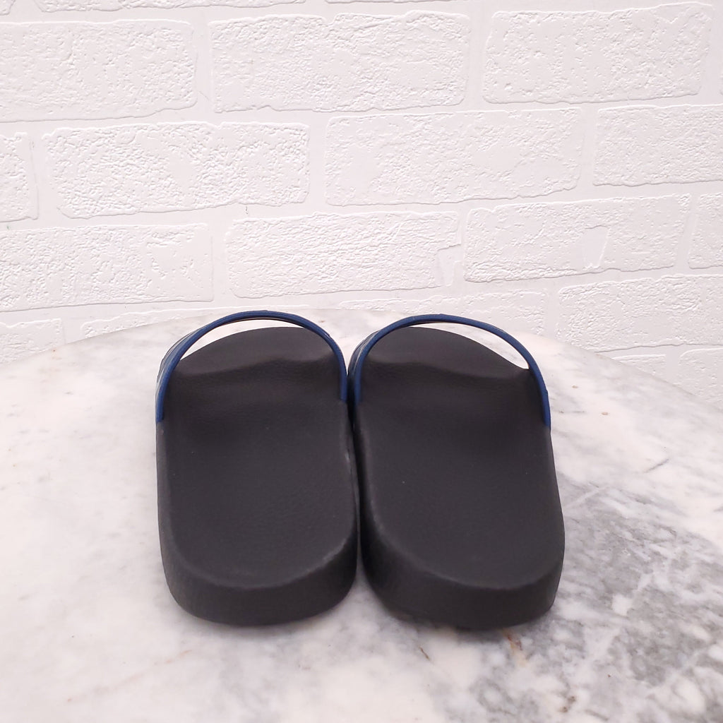 VALENTINO NAVY STAR SLIDES - SIZE 37