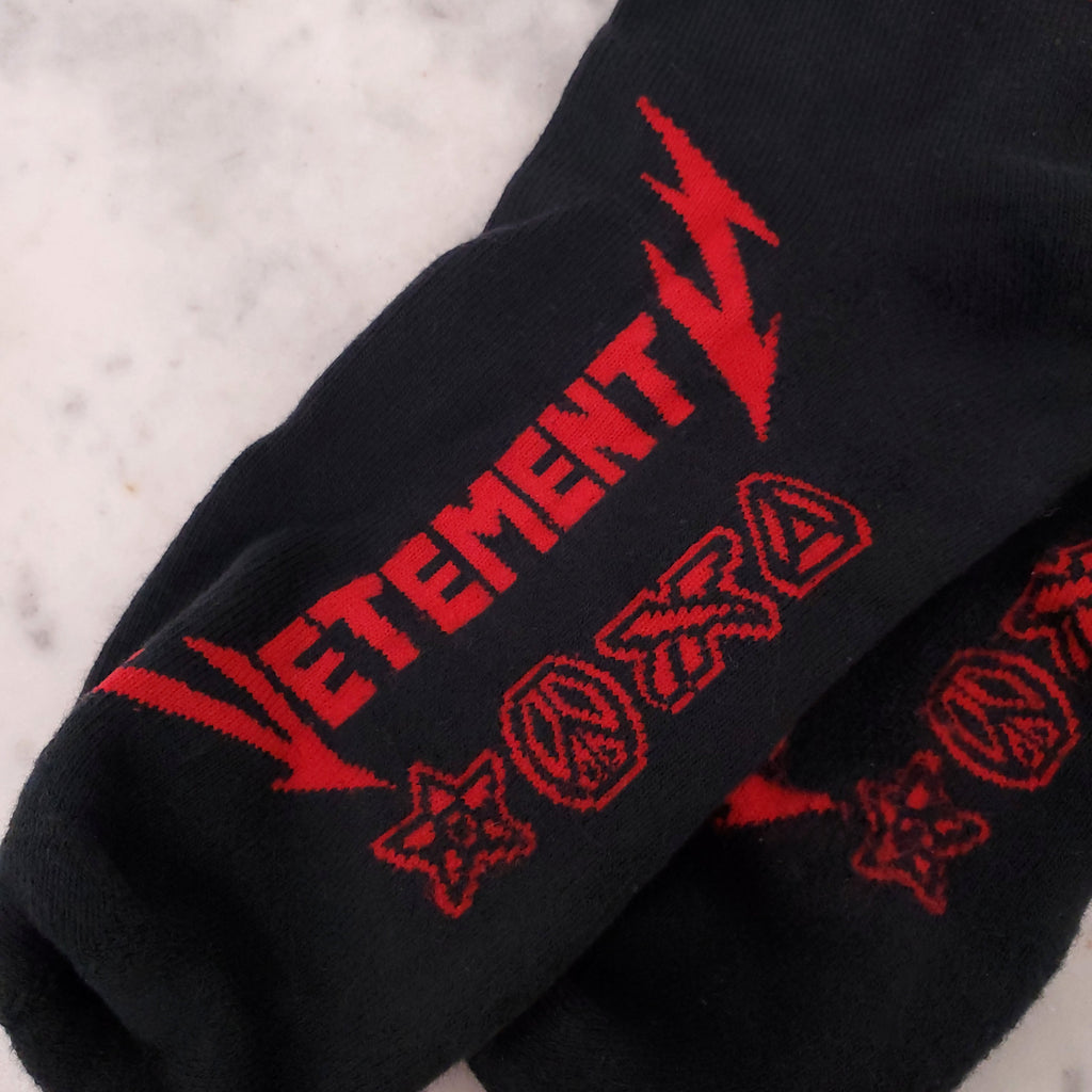 VETEMENTS X REEBOK BLACK SOCKS WITH RED LOGO