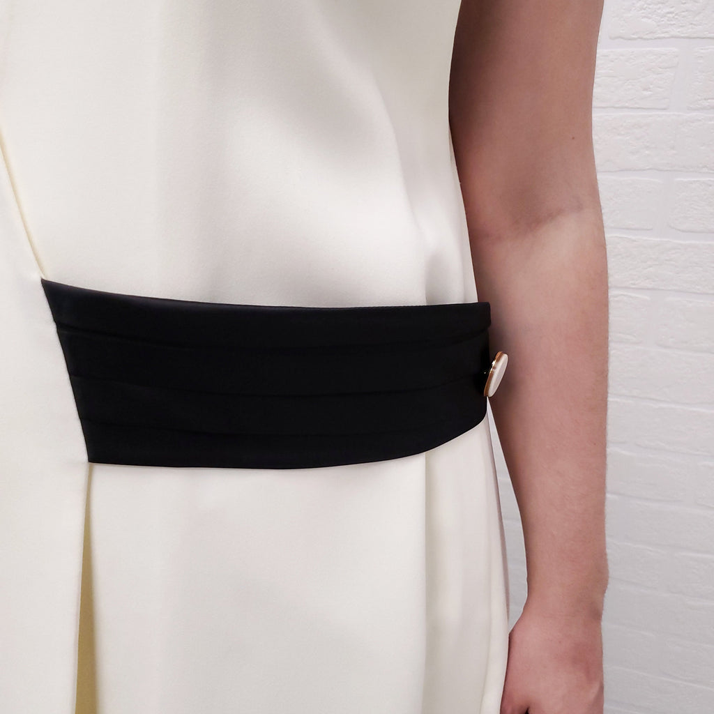 VICTORIA BECKHAM CREAM VEST - SIZE 10