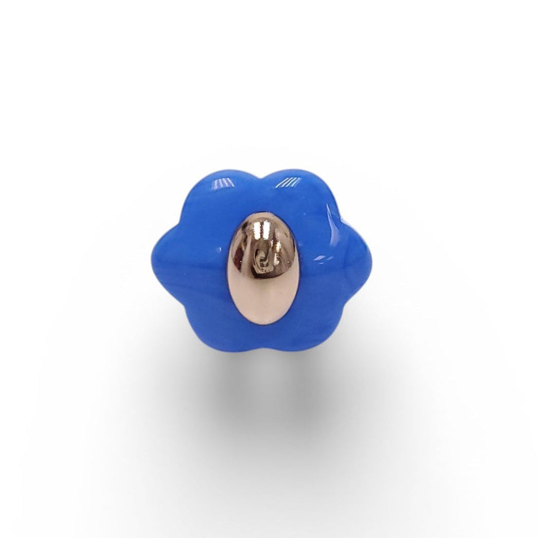 YOUNG, I WANNA BE BLUE RESIN FLOWER RING - SIZE 6.5