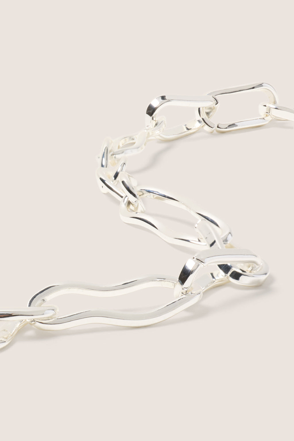 Women's Meg Hammered Link Necklace