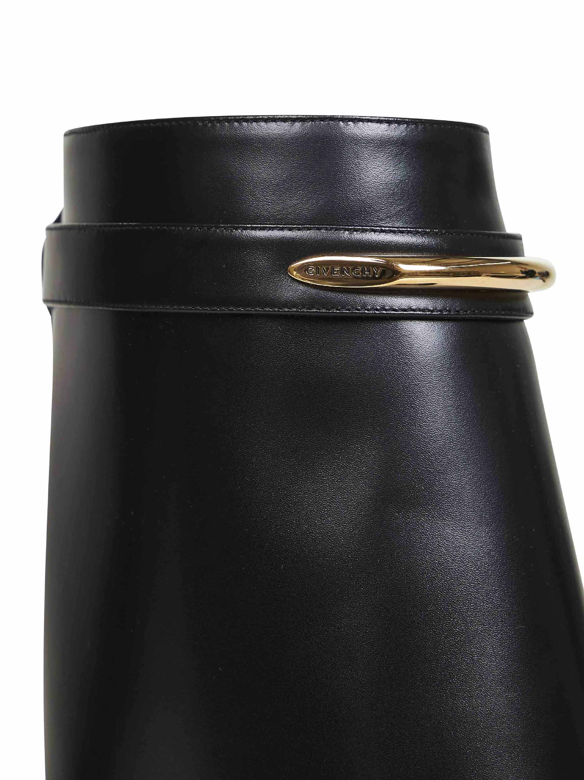 Givenchy Women <Br/>