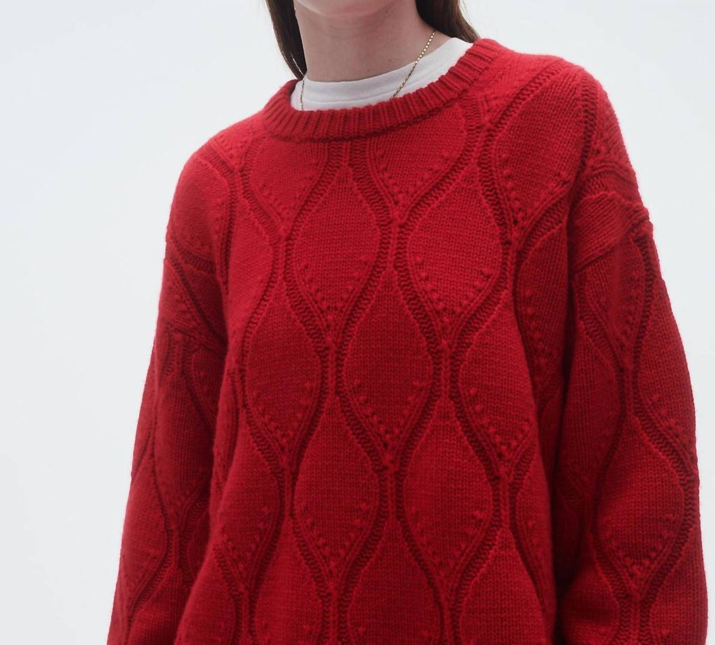 Wavy Cozy Cashmere Crew Top In True Red
