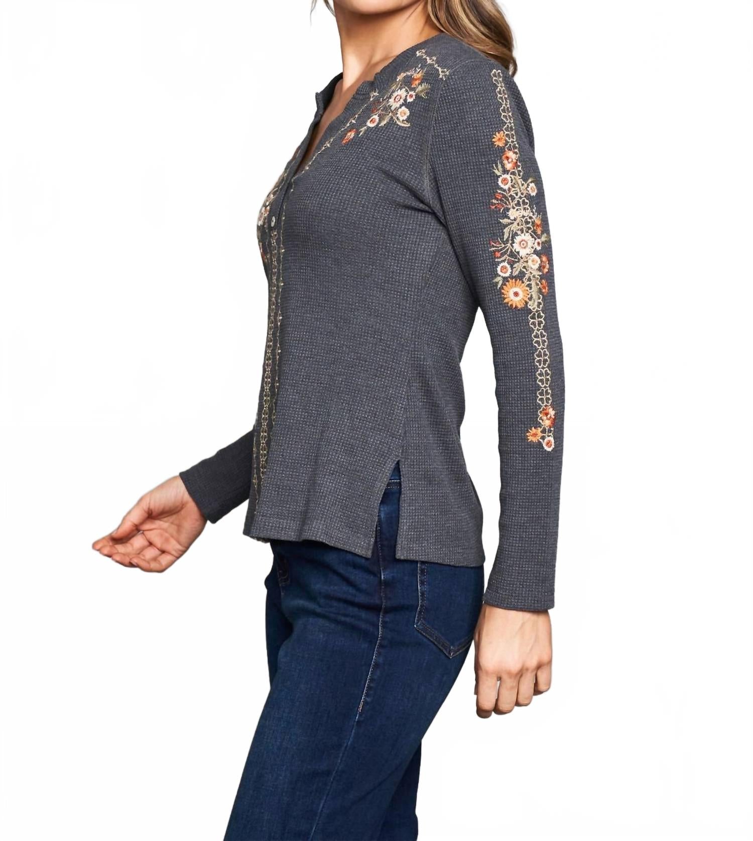 Thermal Knit Embroidered Henley Top In Charcoal