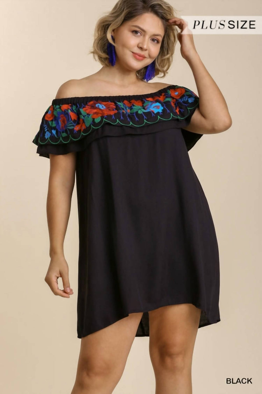 Floral Embroidered Ruffled Dress In Black