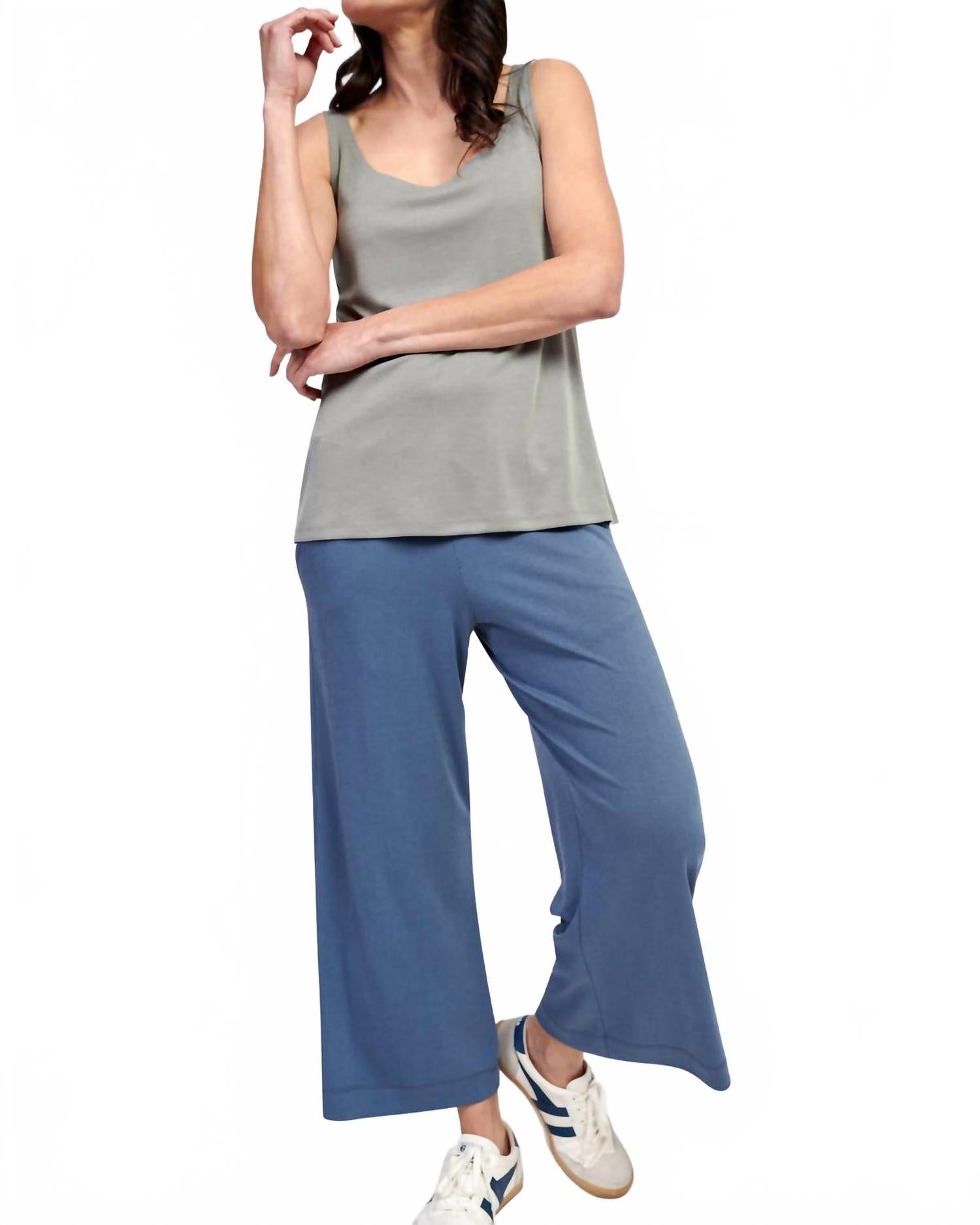 Essential Relaxed Tank In Saladine