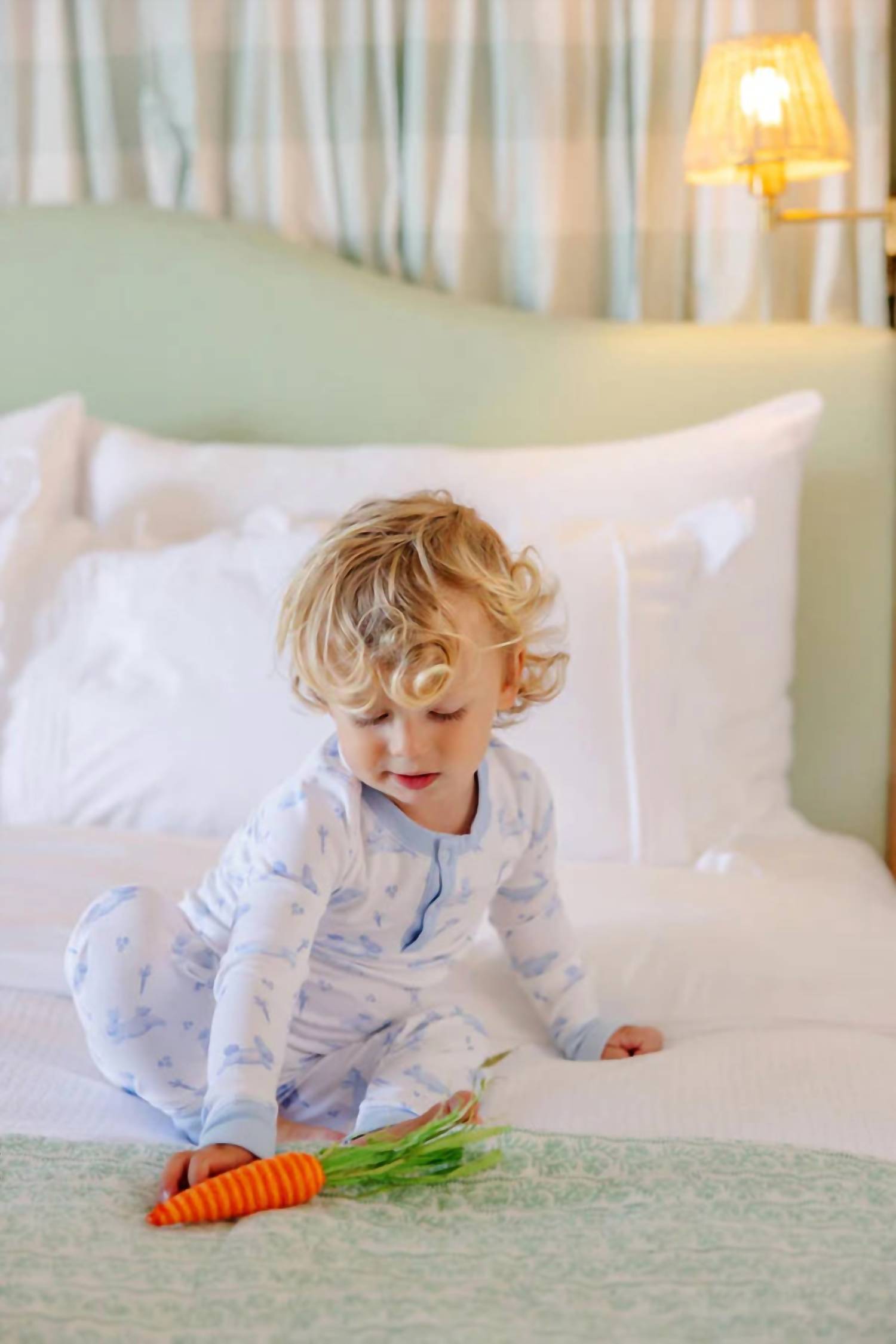 Boy's Easter Sutton's Sweet Dream Set In Lindon Hill Hops With Palm Street Blue