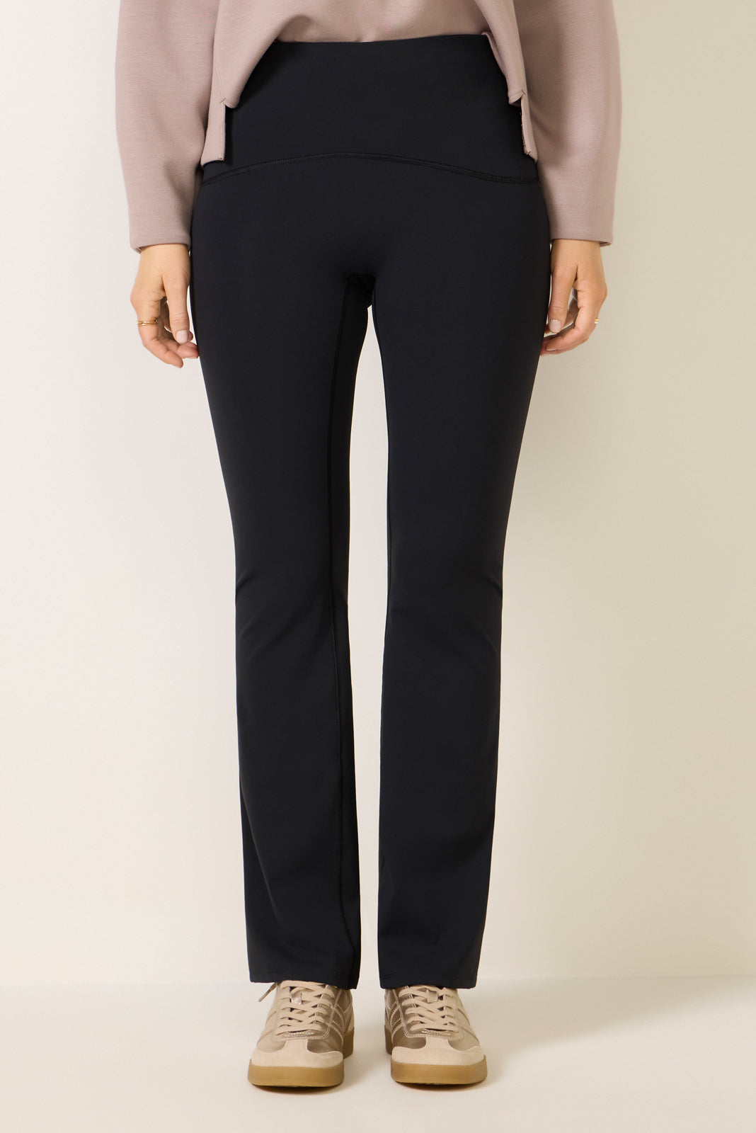 Women's Booty Boost Flare Pants