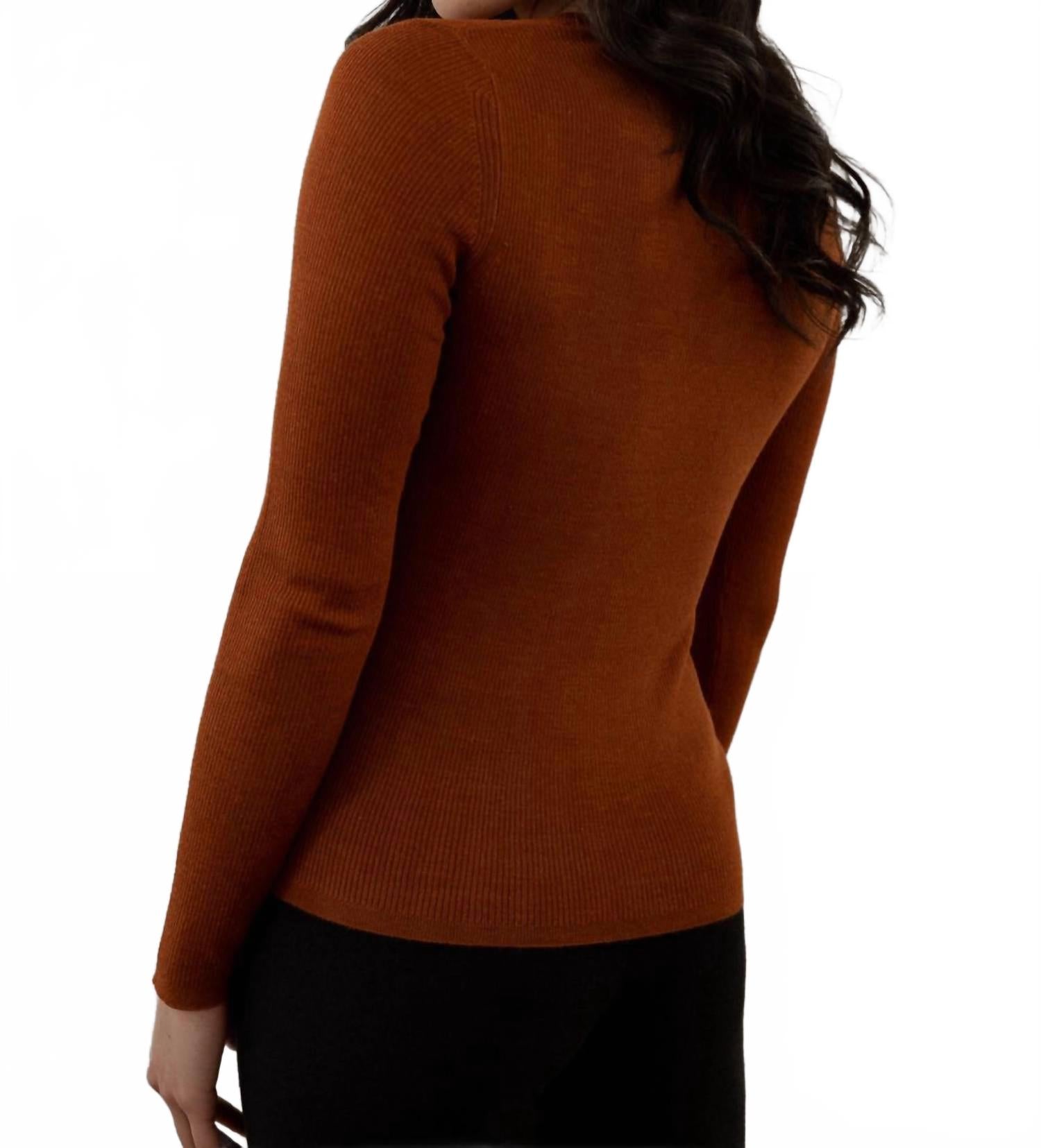 V-Neck Henley Pullover In Rust