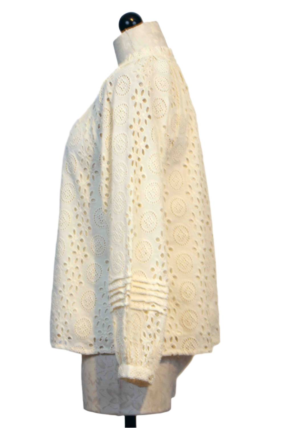 Women's Alicia Eyelet Blouse In Ivory