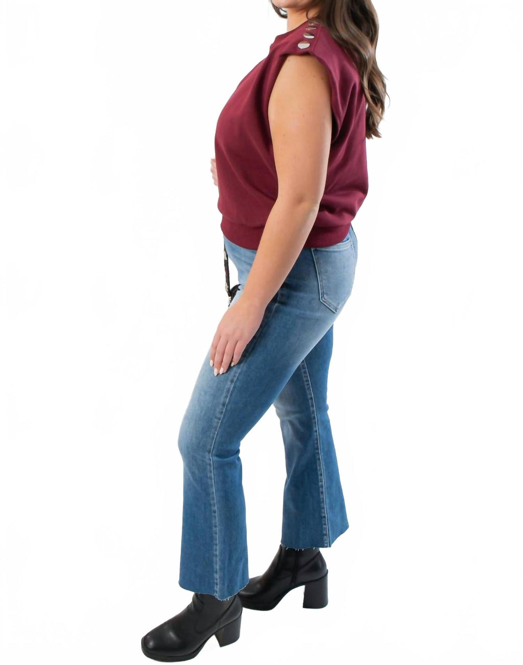Studded Sleeveless Top In Burgundy