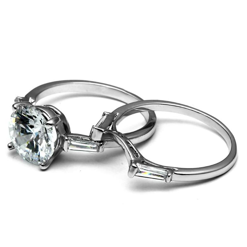 High polished (no plating) Stainless Steel Ring with AAA Grade CZ in Clear