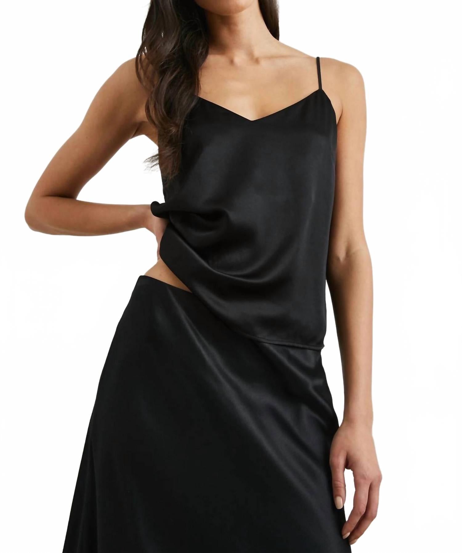 Paola Classic Top In Black