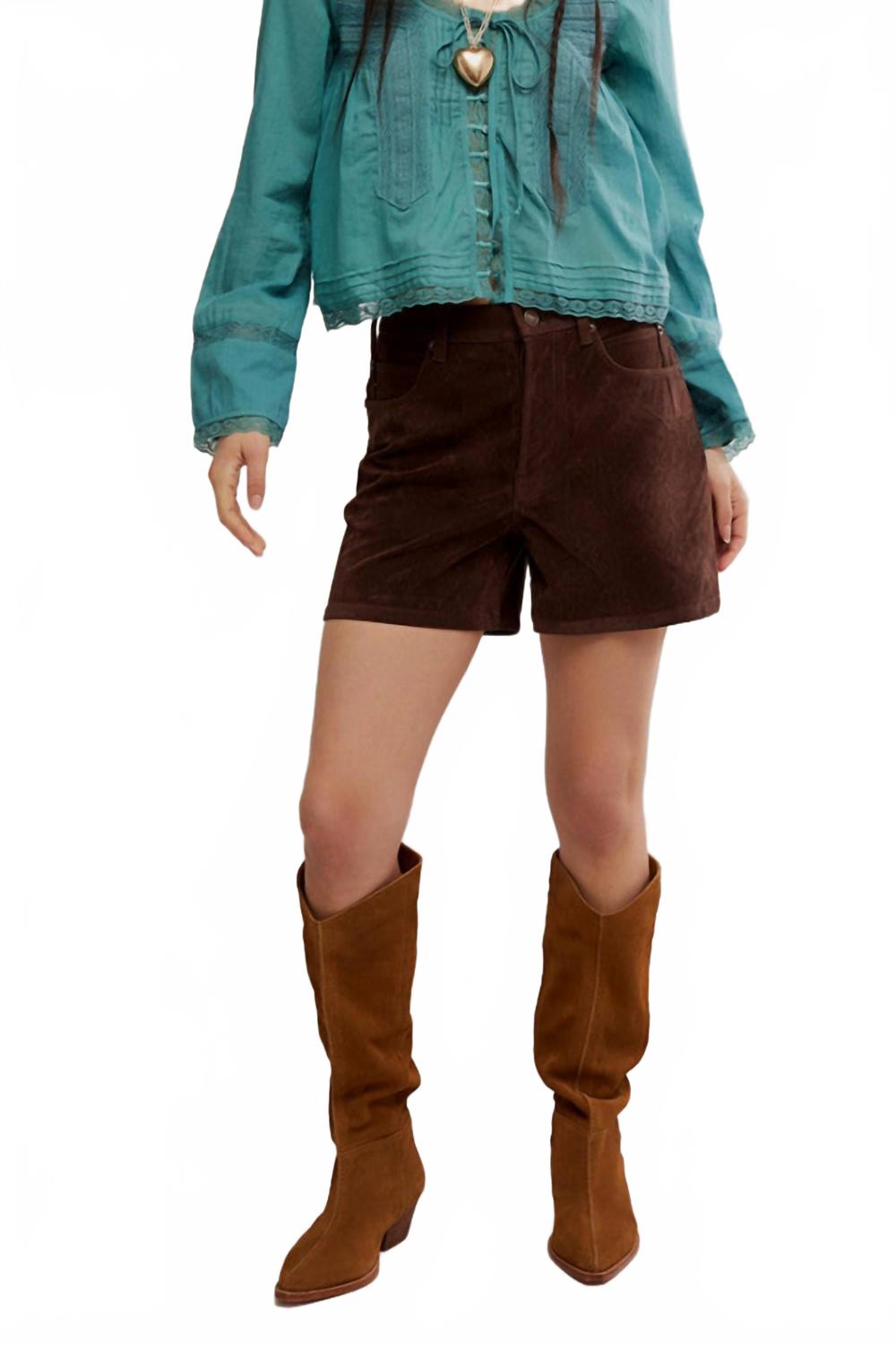 Tippi Vegan Suede Short In Brown