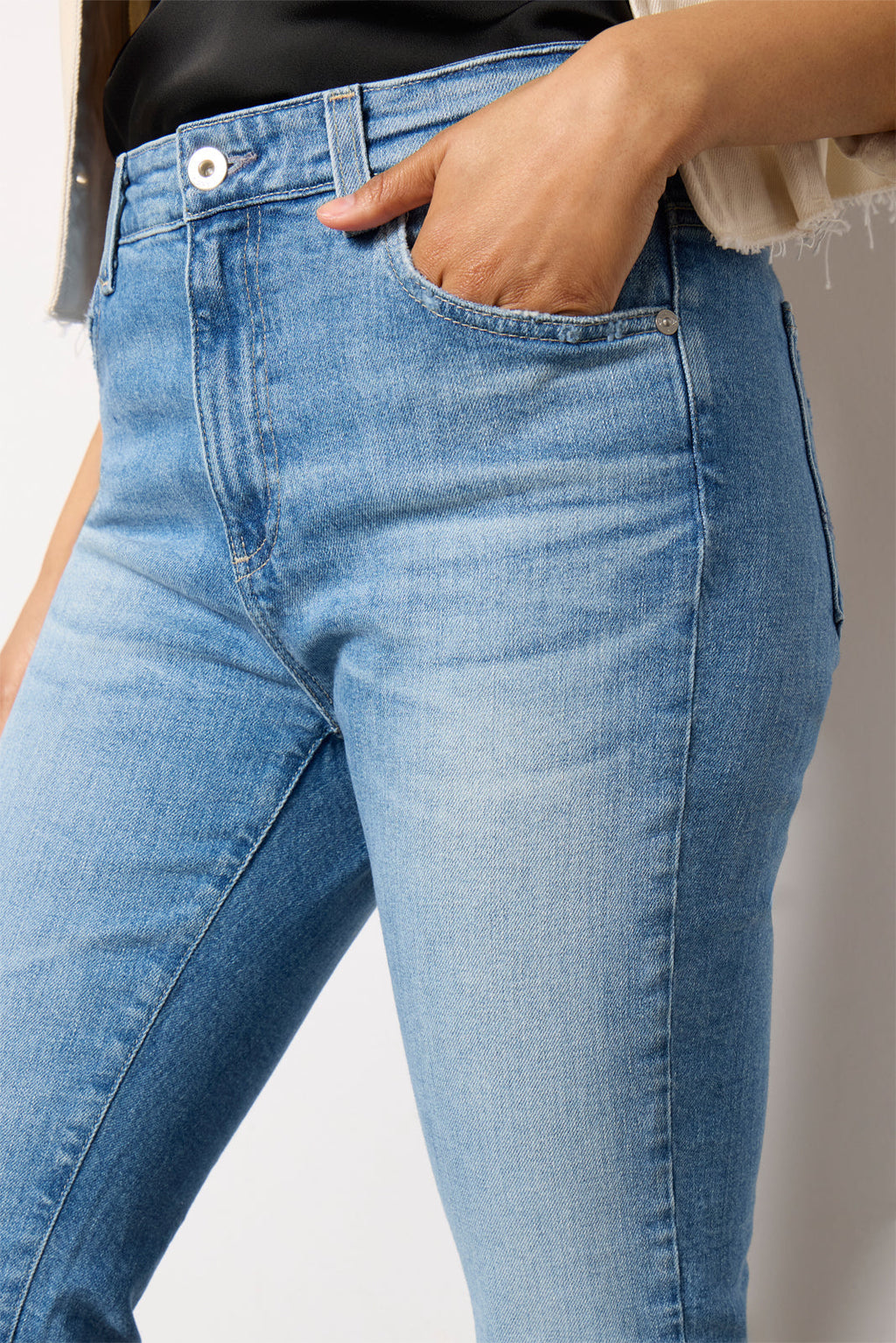 Women's Farrah Crop Boot Jeans
