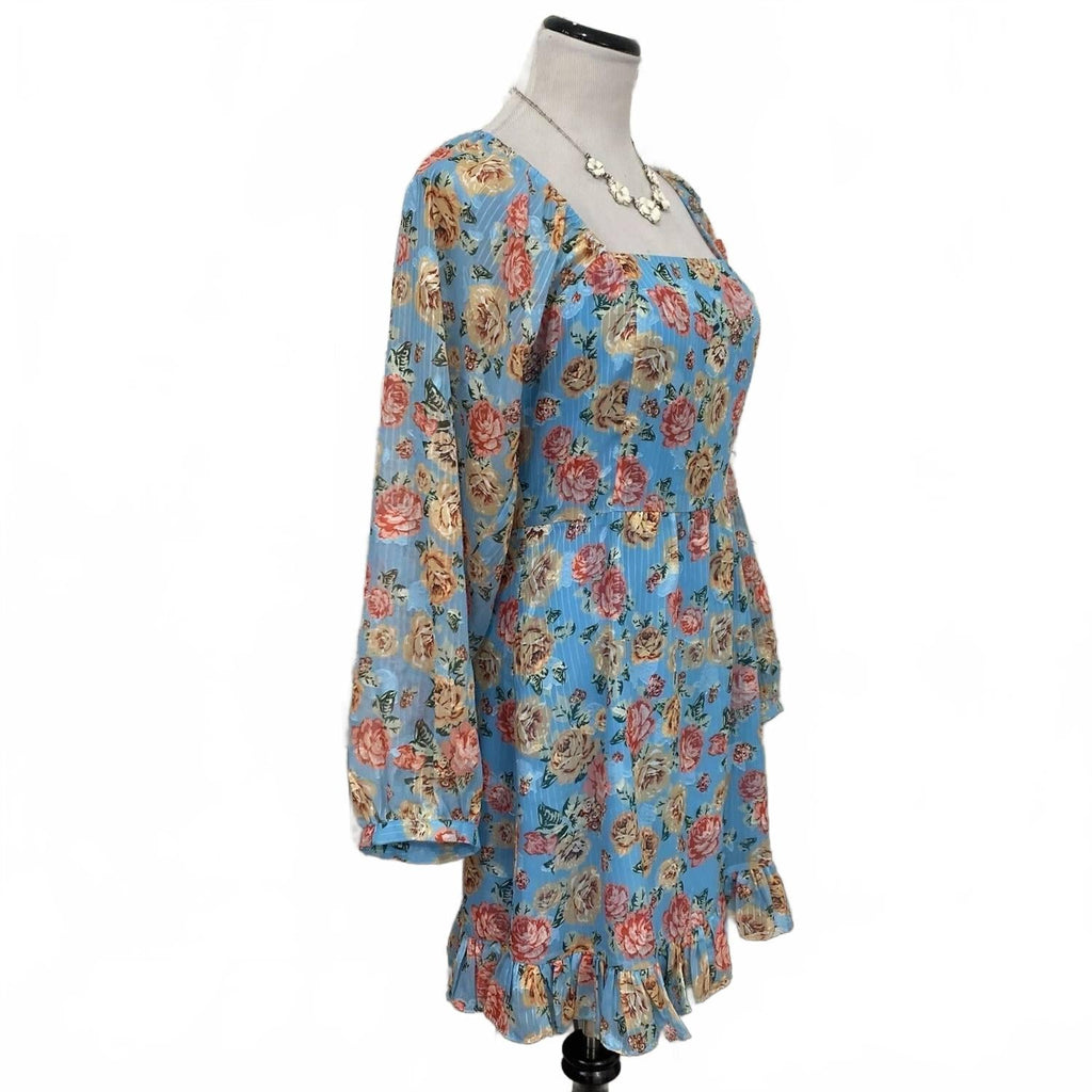 Vero Poet Sleeve Dress In Baby Blue
