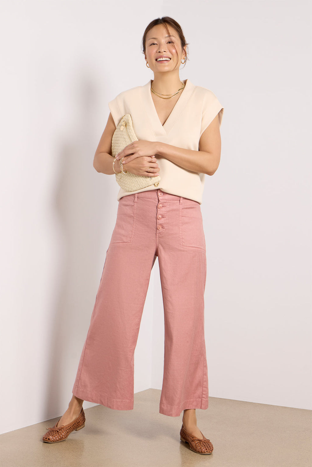 Women's Eva Sleek V Neck Top