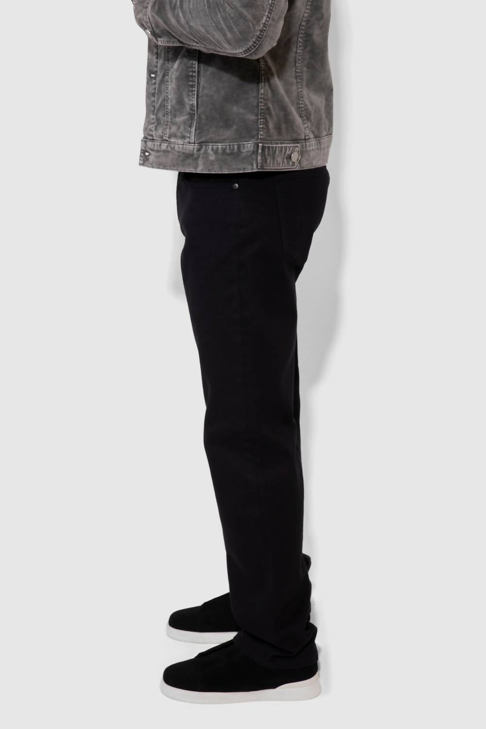 Caine Straight Leg Jeans In Noir