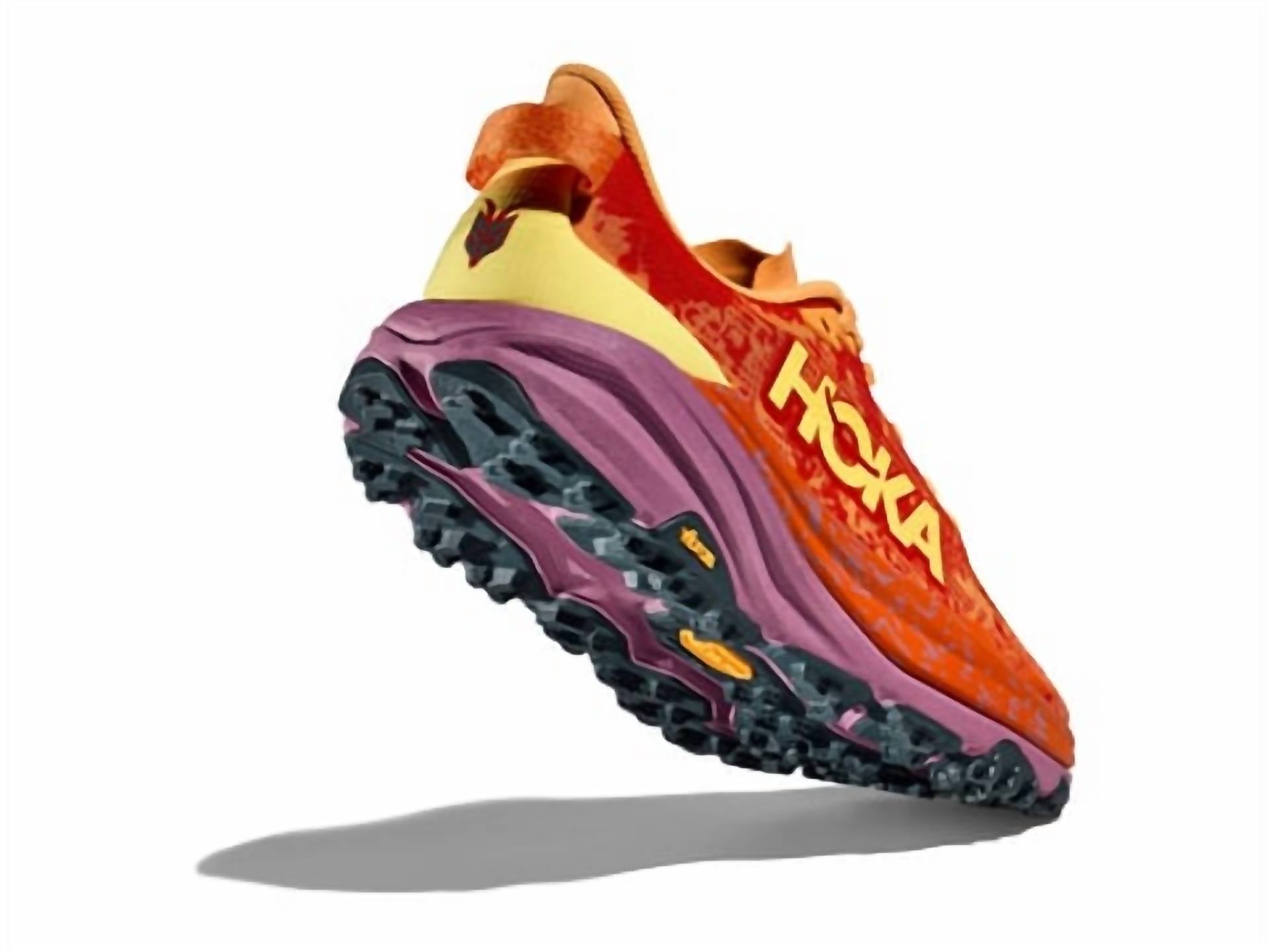 Women's Speedgoat 6 Trail Shoes In Sherbert Beet Root