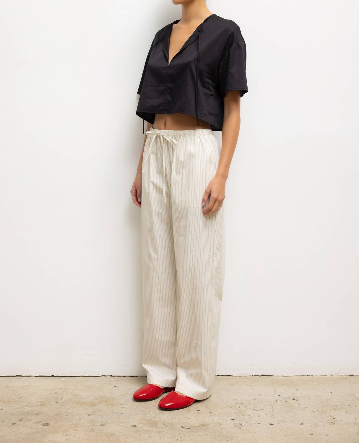 Yoko Tie Cropped Top In Black