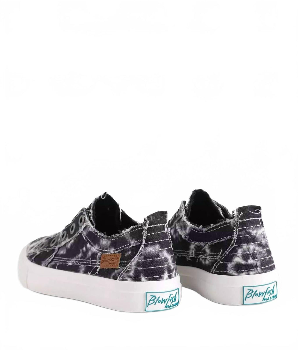 Women's Play Sneaker In Shadow Tie Dye