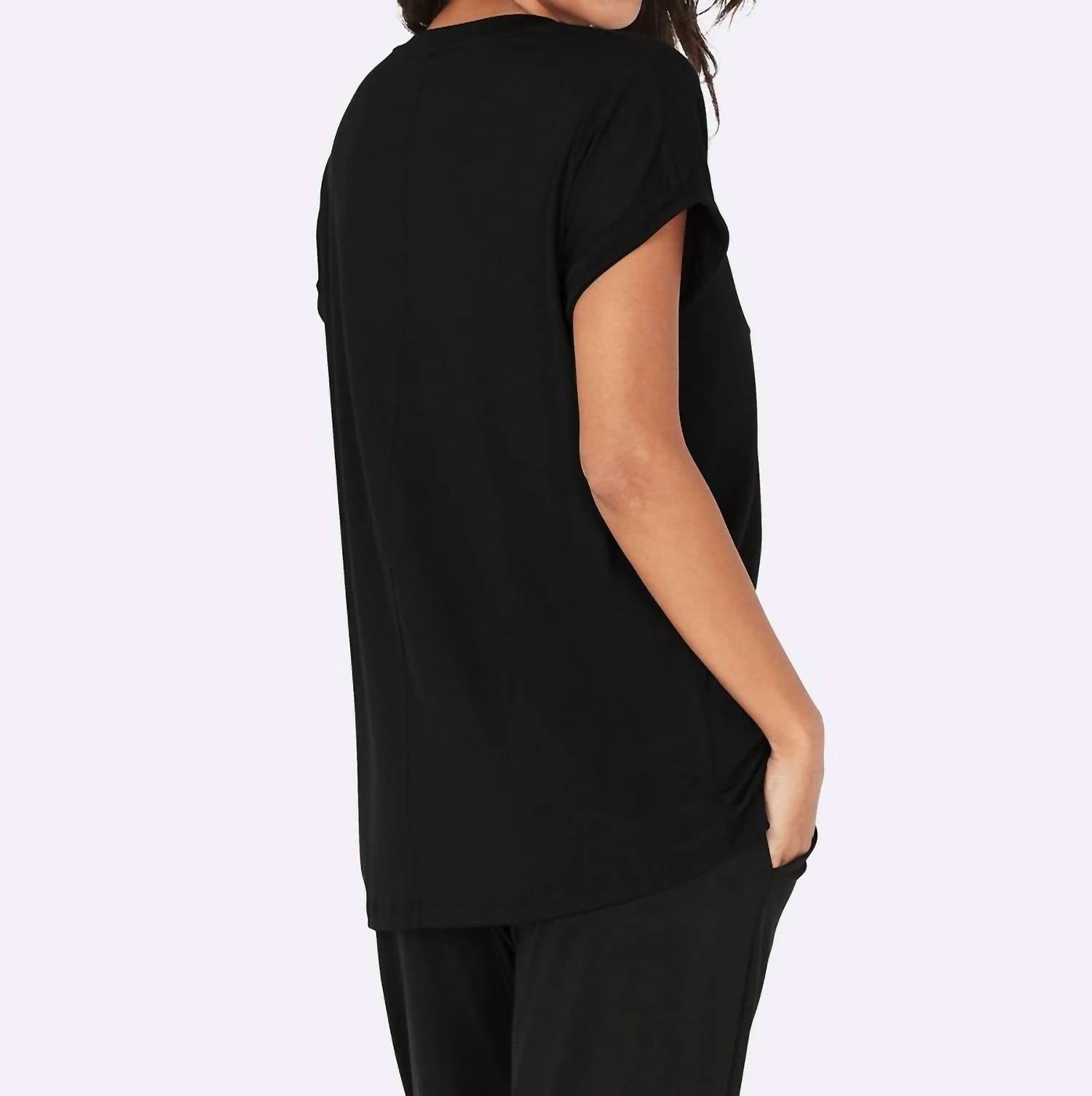 Downtime Lounge Top In Black
