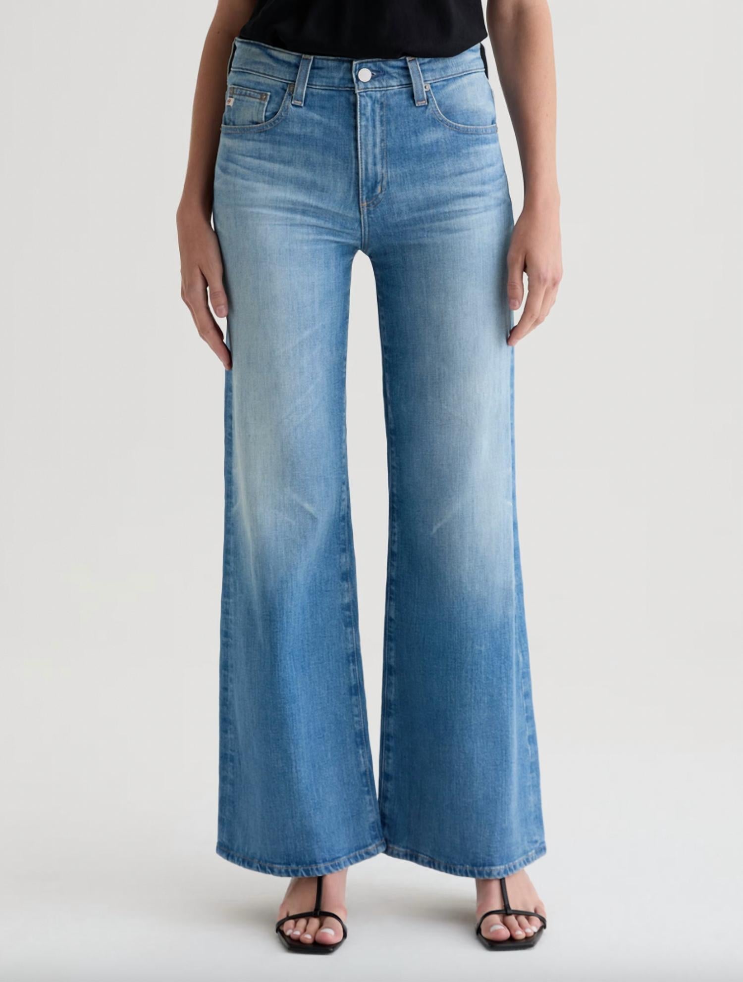 Saige Wide Leg Jeans In Bisou