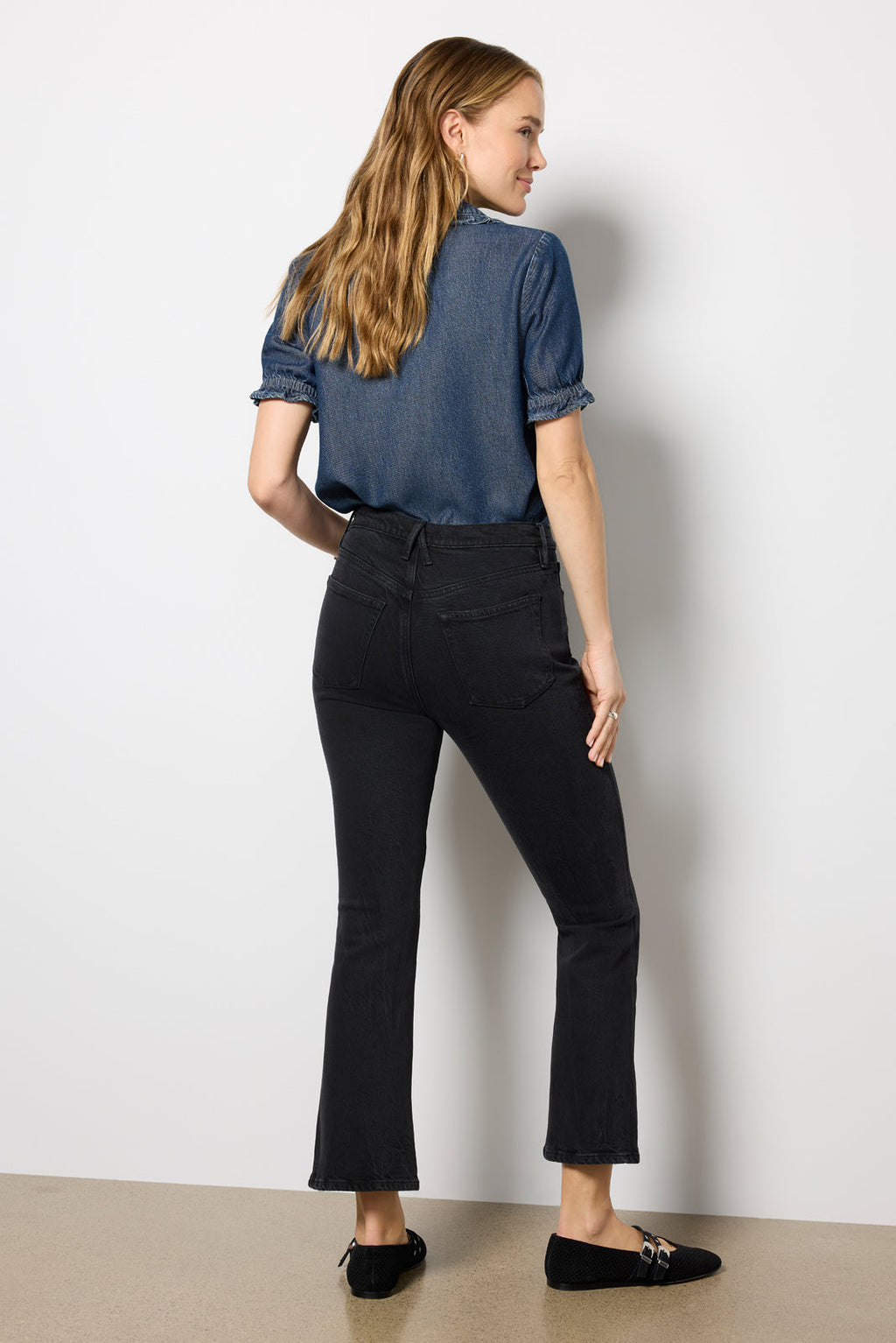 Women's Standard Kick Flare Jean
