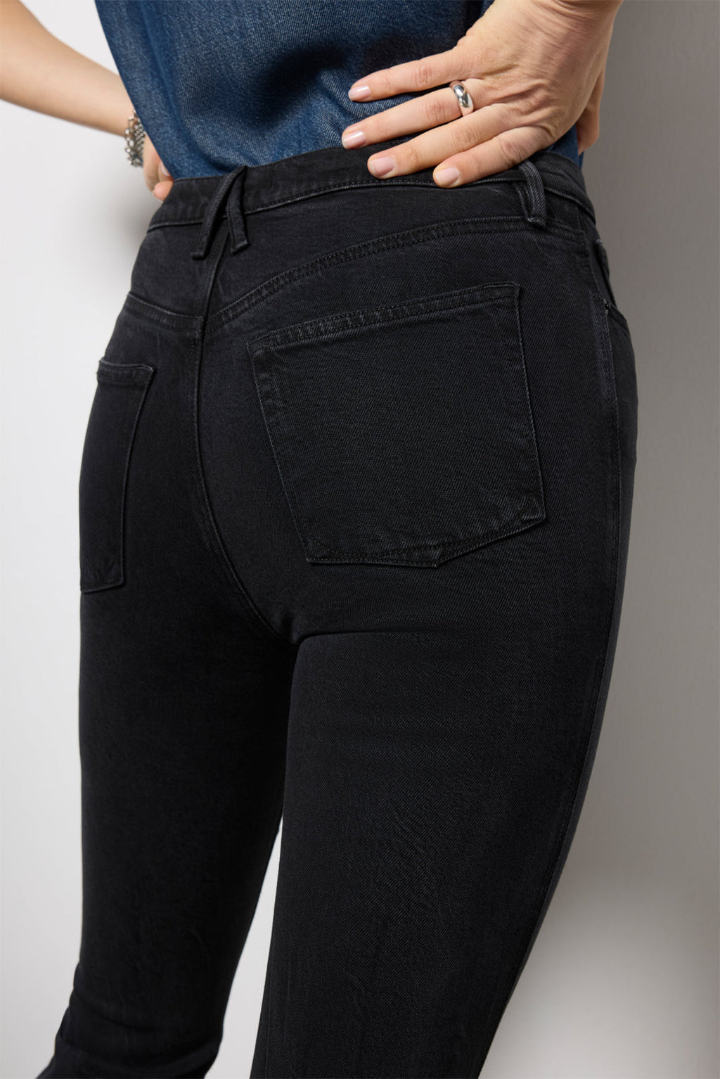 Women's Standard Kick Flare Jean