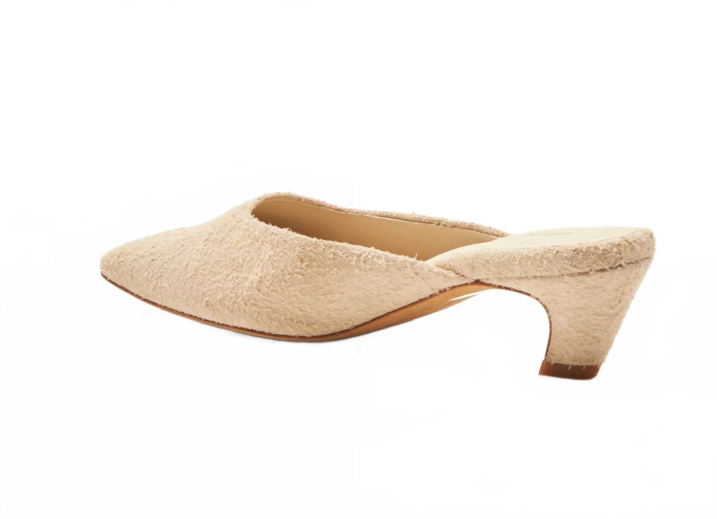 Women's Avenue Heel In Sand Hairy Suede