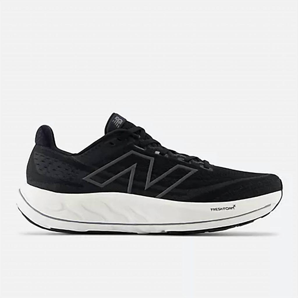 Men's Fresh Foam X Vongo V6 Running Shoes In Black With White