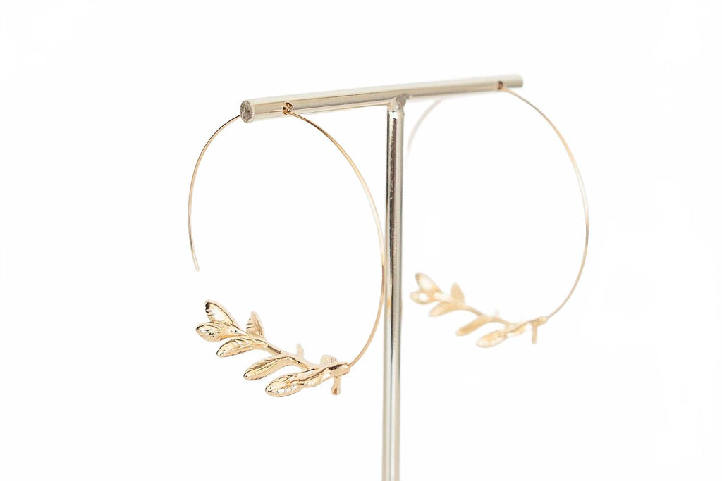 Women's Emory Thin Hoop With Leaf Earrings In Gold