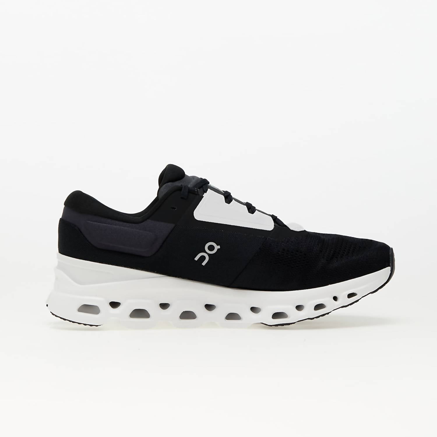 Men's Cloudstratus 3 Running Shoes In Black Frost