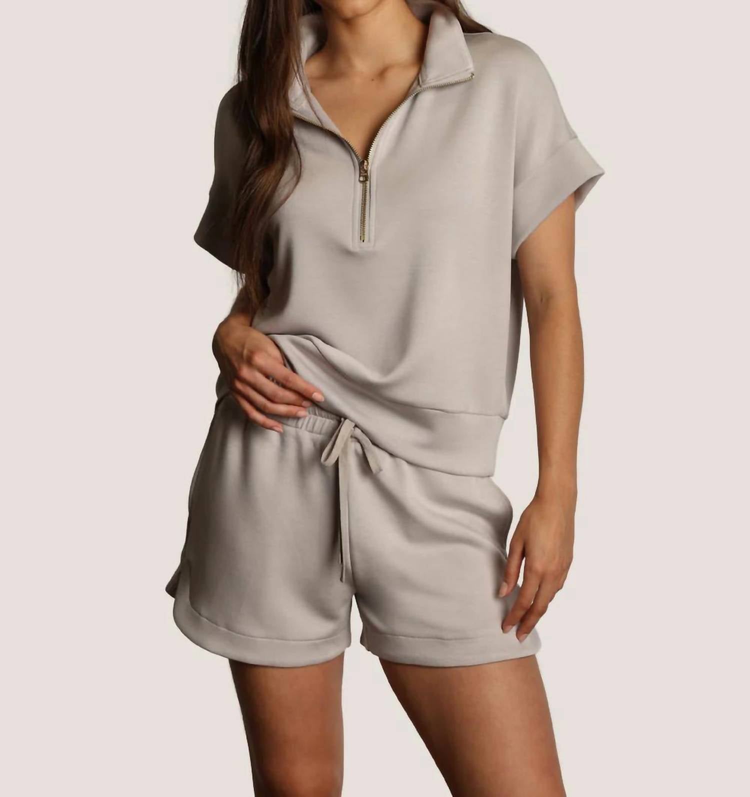 Short Sleeve Half Zip Shirt In Heather Grey