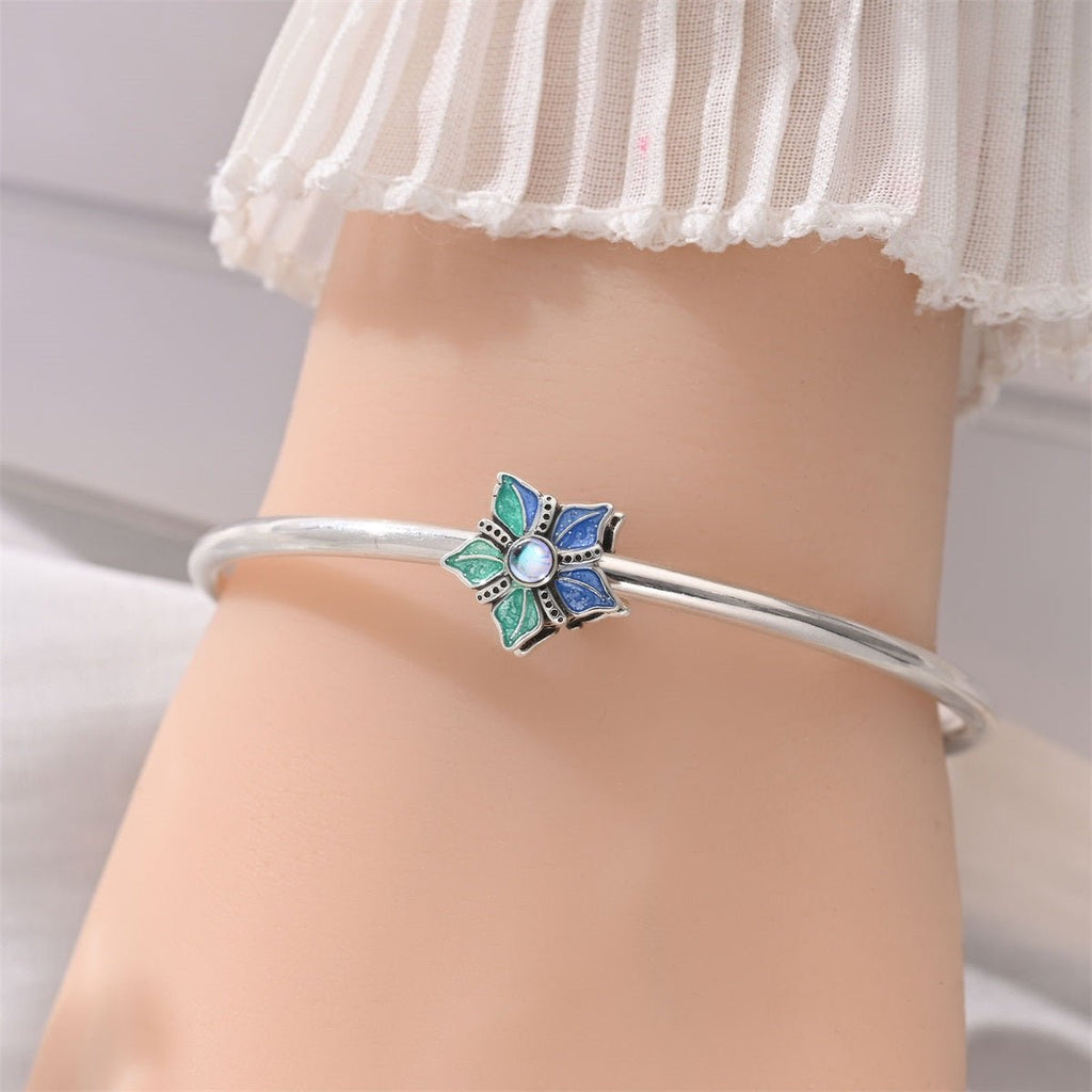 Glow-in-the-Dark Ocean Flower Charm