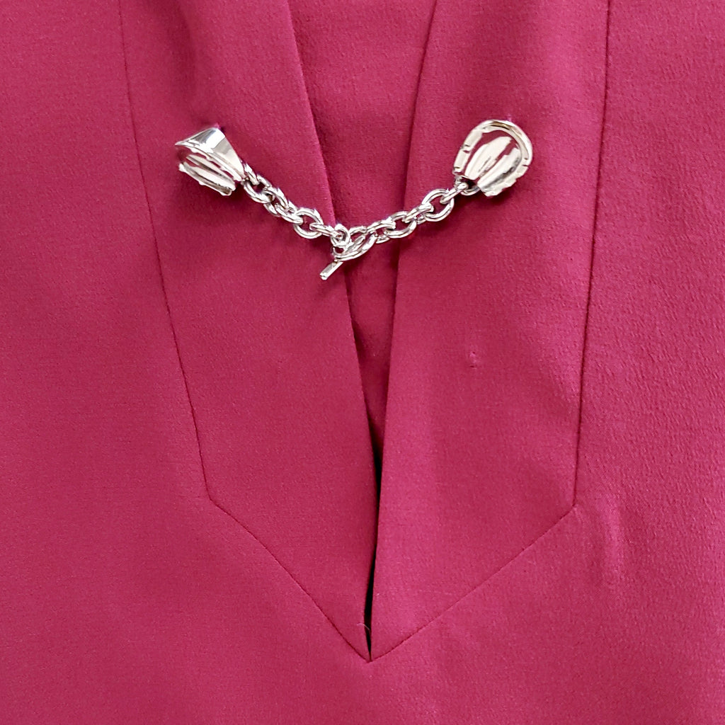 GUCCI RASPBERRY SILK DRESS WITH SILVER CHAIN DETAIL - SIZE 38