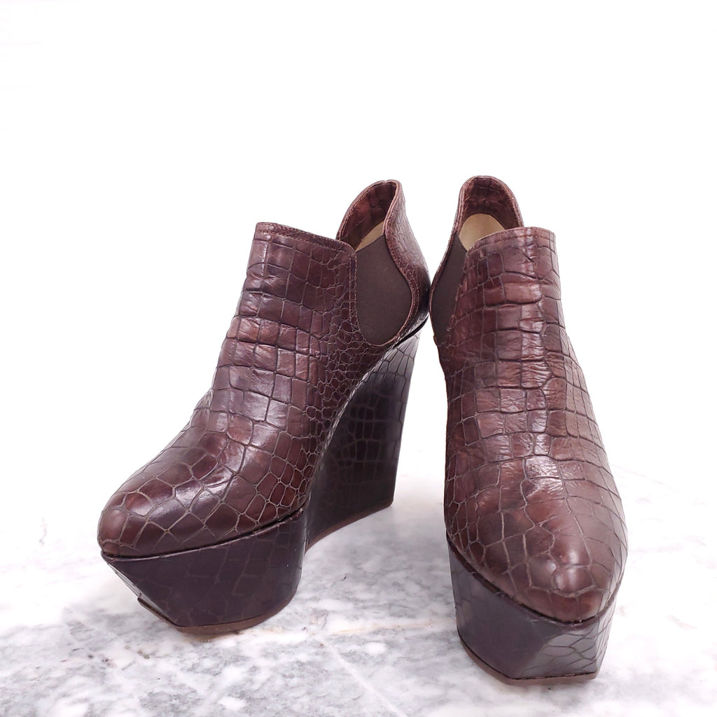 CASADEI BROWN CROCODILE PLATFORM HEELED BOOTIES ( $1485) - SIZE 10