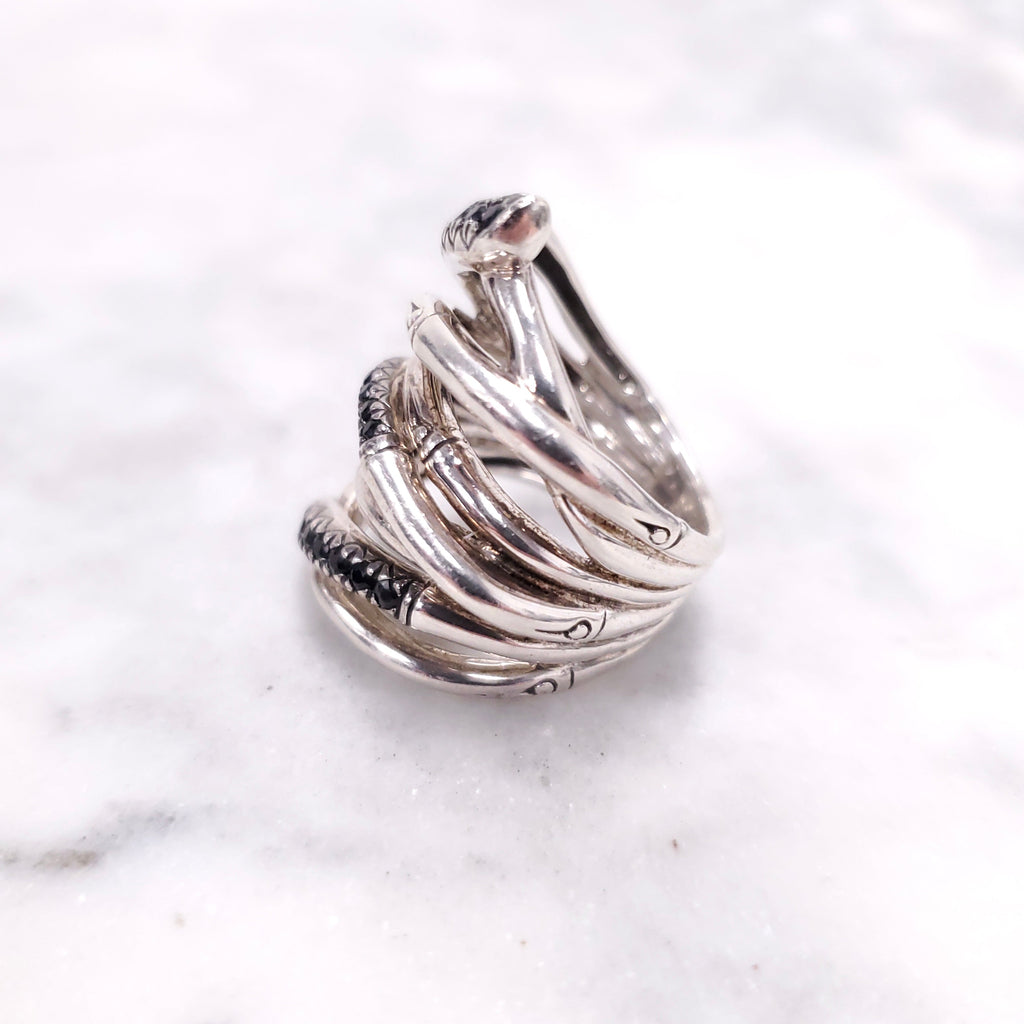 JOHN HARDY BAMBOO RING WITH BLACK SAPPHIRE - SIZE 7