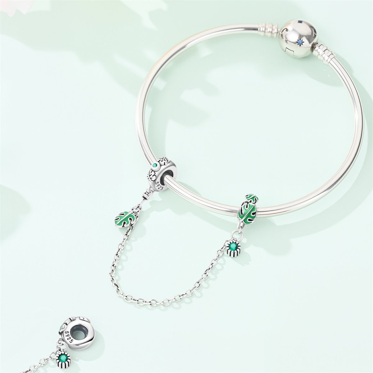 Monstera Leaf Safety Chain Charm