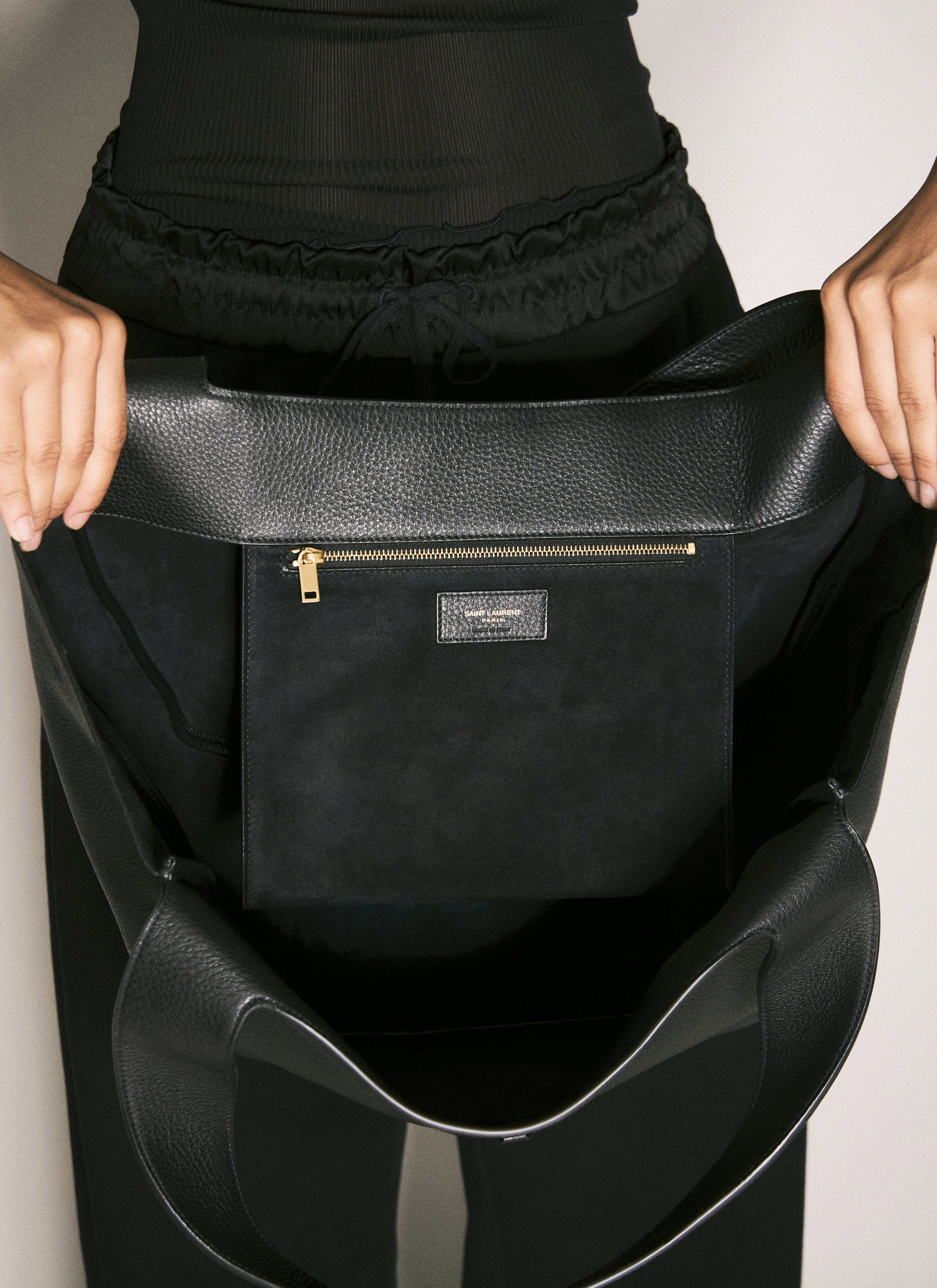Saint Laurent Women Le 5 À 7 Bea Shoulder Bag