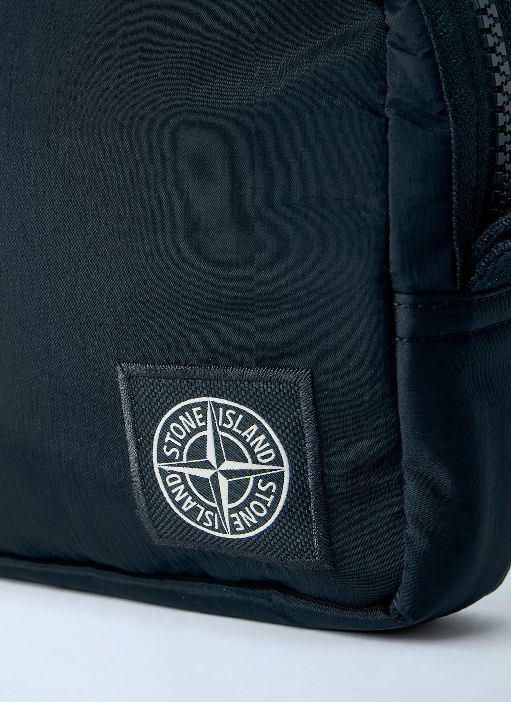 Stone Island Men Compact Logo Pouch