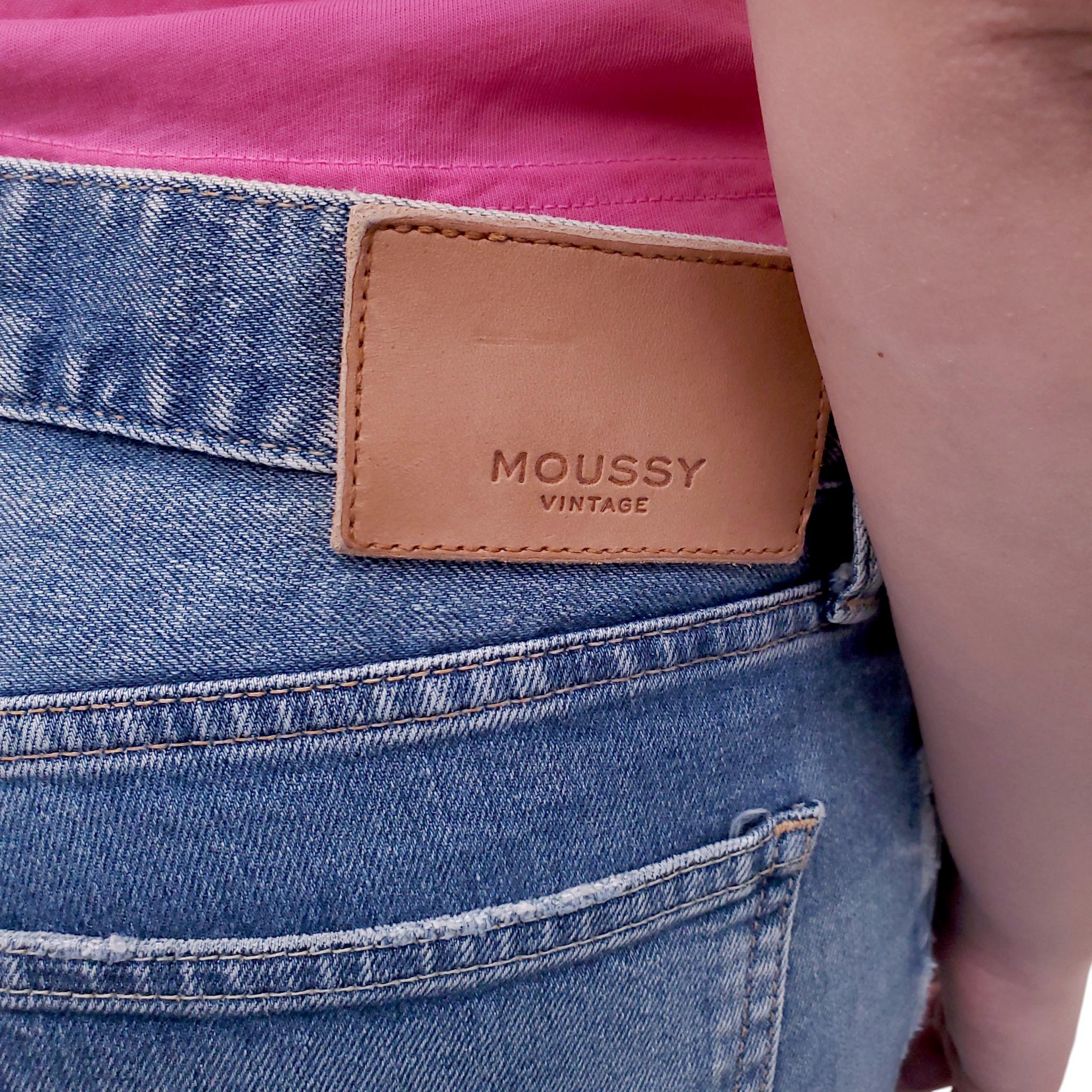 MOUSSY MEDIUM WASH SKINNY JEANS - SIZE 30